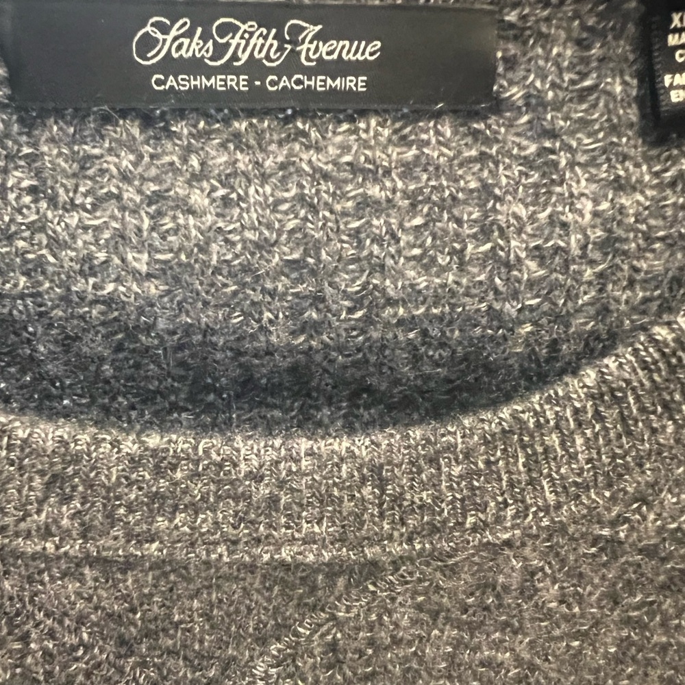 SAKS FIFTH 100% cashmere waffle knit crew neck charcoal sweater XL luxury money - Picture 6 of 9